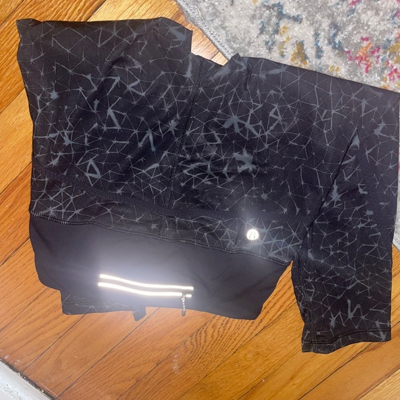 Lululemon Crushed Charcoal Inspire Tight Leggings - Picture 5 of 6